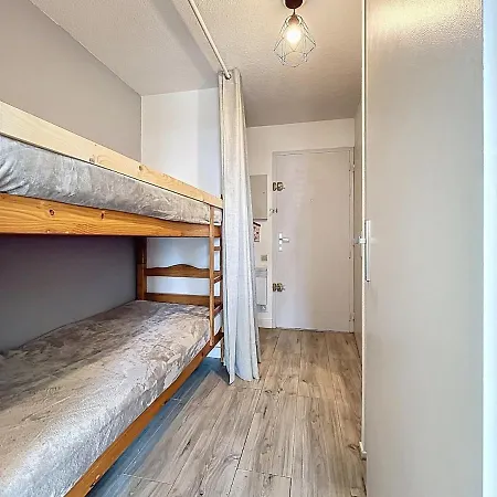 Le Zenith - - - Centre - Parking * Font-Romeu-Odeillo-Via