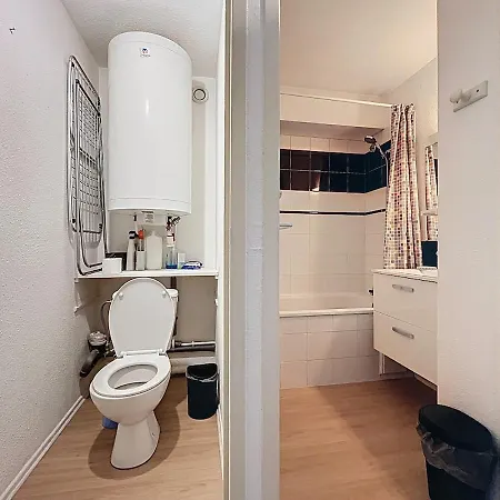 Le Zenith - - - Centre - Parking Appartement *
